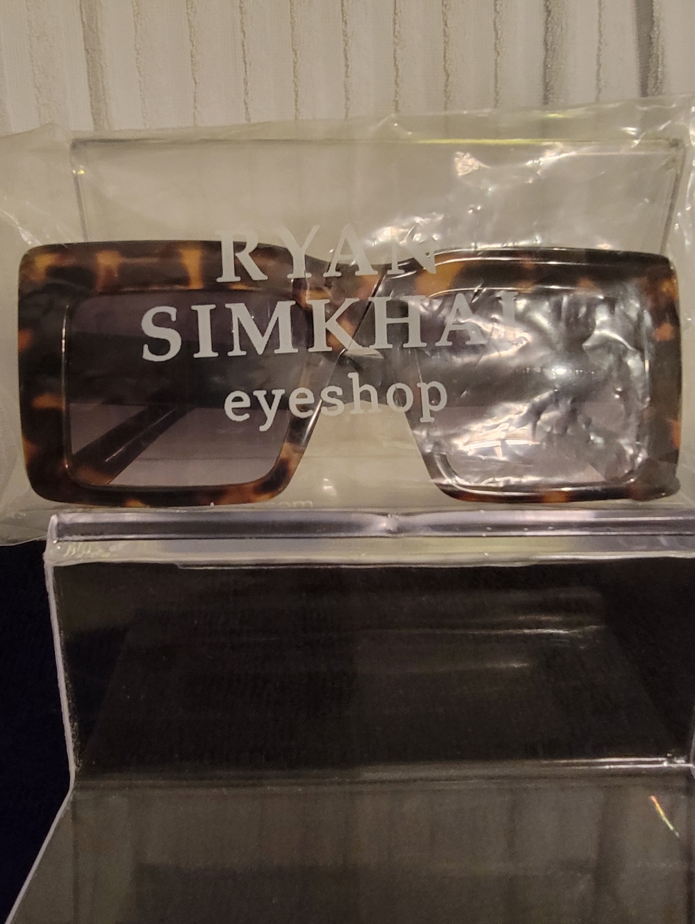 Ryan Simpkhae Eyeshop Tortoiseshell Rectangle Sunglasses